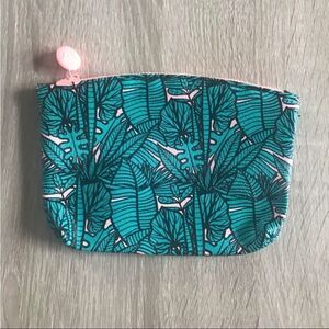 NWOT … IPSY Cosmetic / Makeup Bag